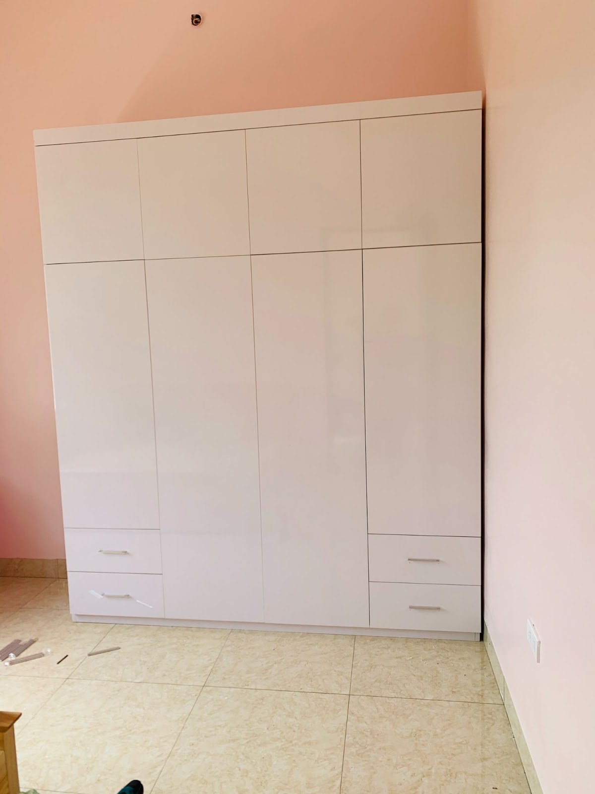 Mẫu tủ nhựa 4 cánh tinh tế