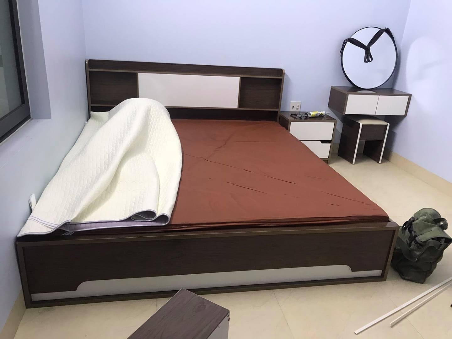 Giường nhựa có chắc chắn không | Nội thất The Five  5
