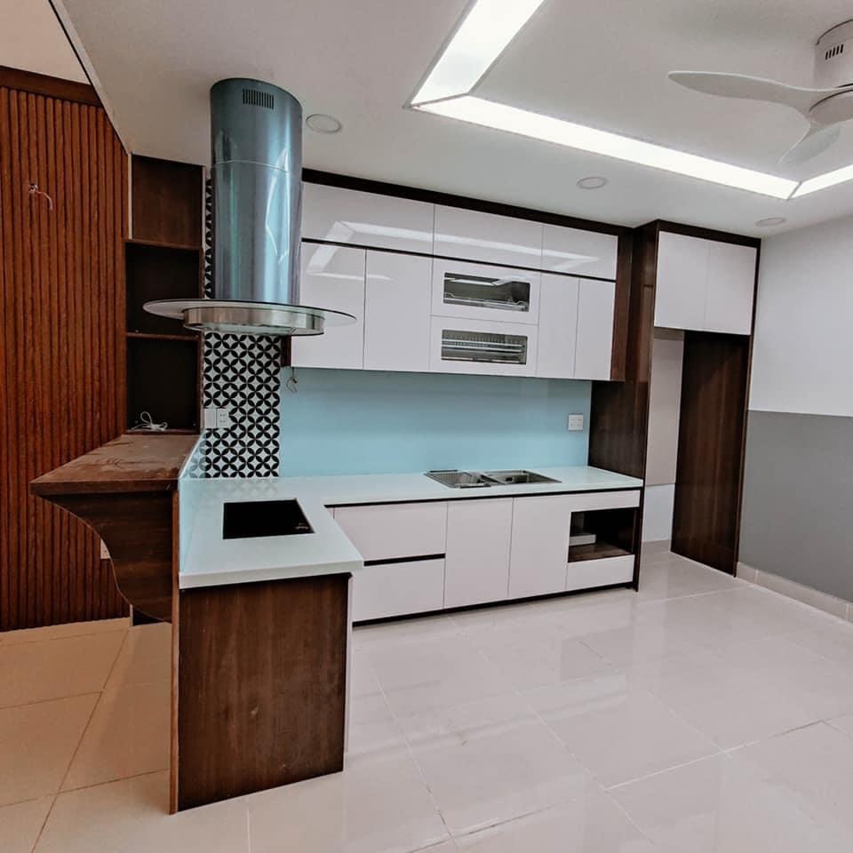 Mẫu nội thất bếp với tủ bếp tiện nghi