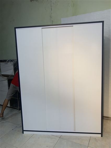 Tủ  áo 3 cánh lùa 2