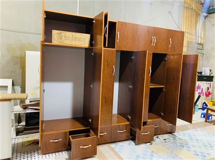 Mẫu tủ áo cao kịch trần siêu to khổng lồ 7
