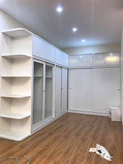 Mẫu tủ áo cao kịch trần siêu to khổng lồ 21